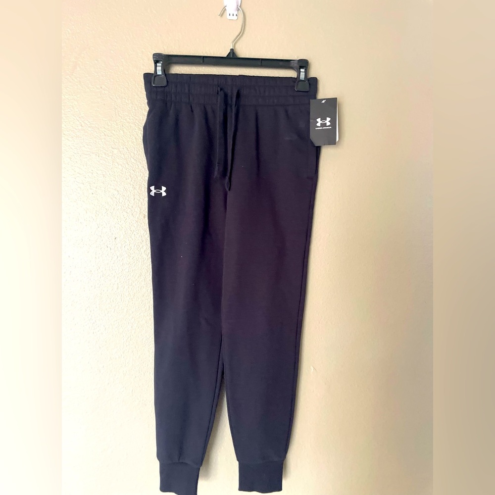 Under Armour Girl Joggers Brand New with tags!!!